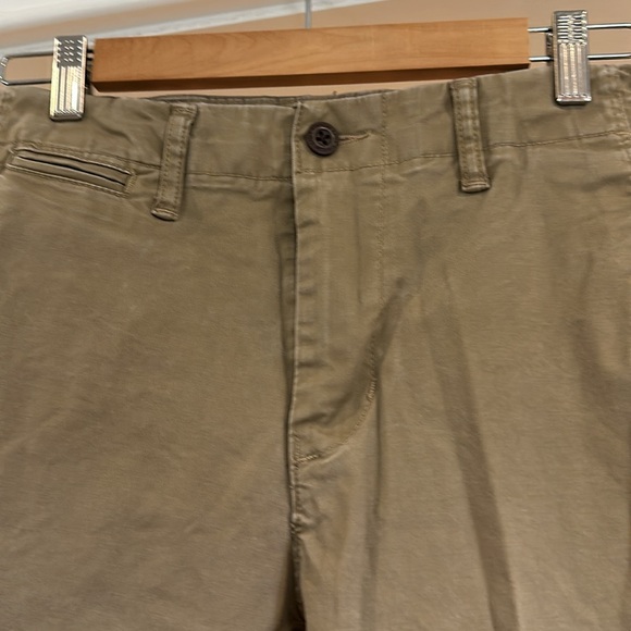 American eagles khakis Flex  28x30 - Picture 2 of 5